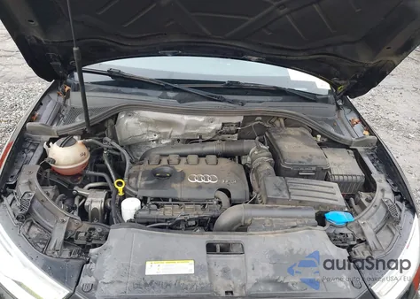 2017 Audi Q3 2.0T Premium z USA, uszkodzony, nr VIN WA1ECCFS7HR015670